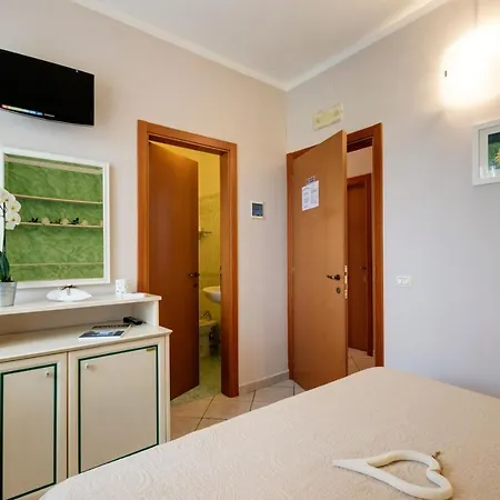 Daniela 게스트하우스